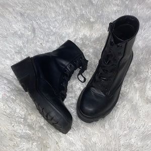 UNIVERSAL THREAD LACEUP BLACK COMBAT HEELED BOOTS WITH ZIPPER